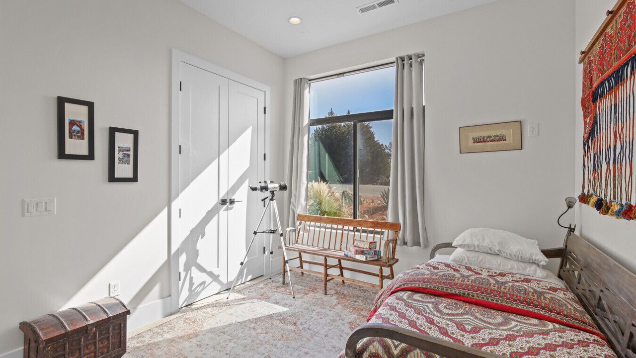 Photo of Bedroom in Silver Reef
