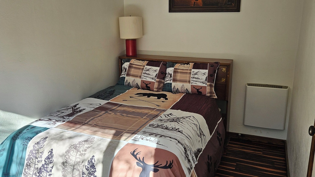 Photo of Bedroom in Ahsahka