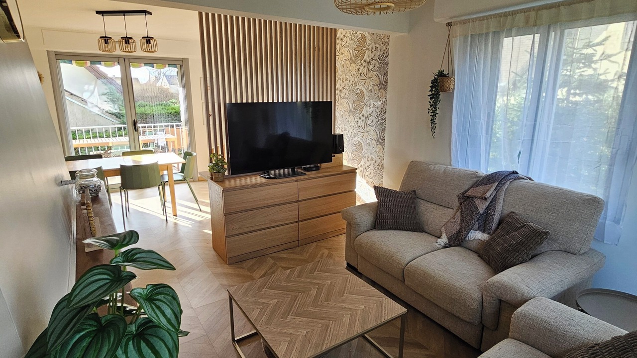 Photo of Livingroom in Normandy Landing Beaches