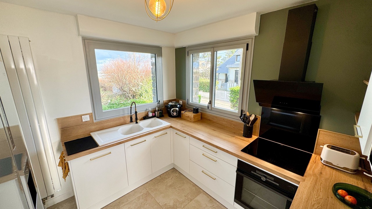Photo of Kitchen in Normandy Landing Beaches