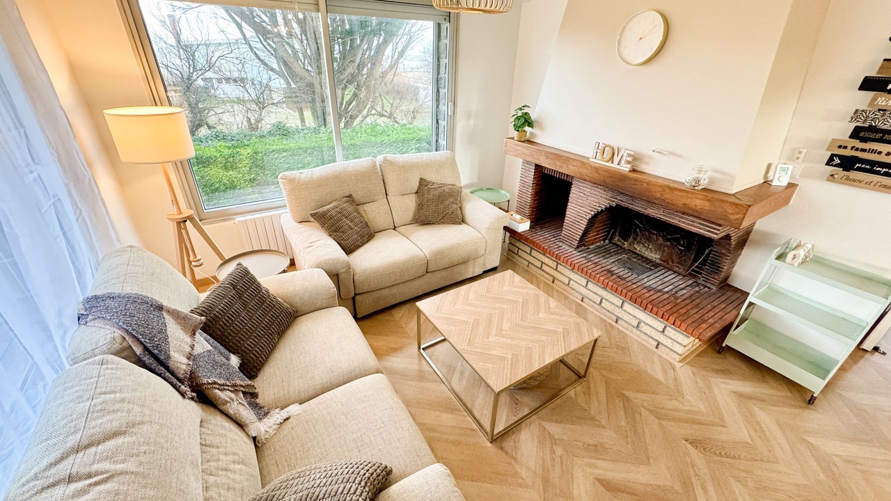 Photo of Livingroom in Normandy Landing Beaches