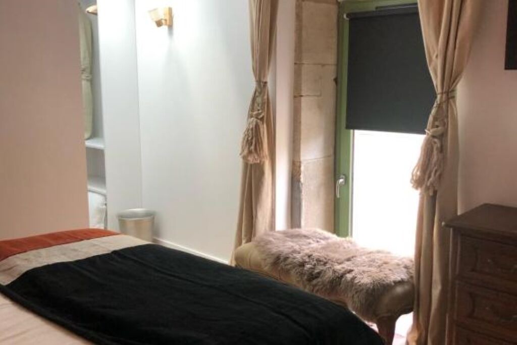 Photo of Bedroom in Meursault