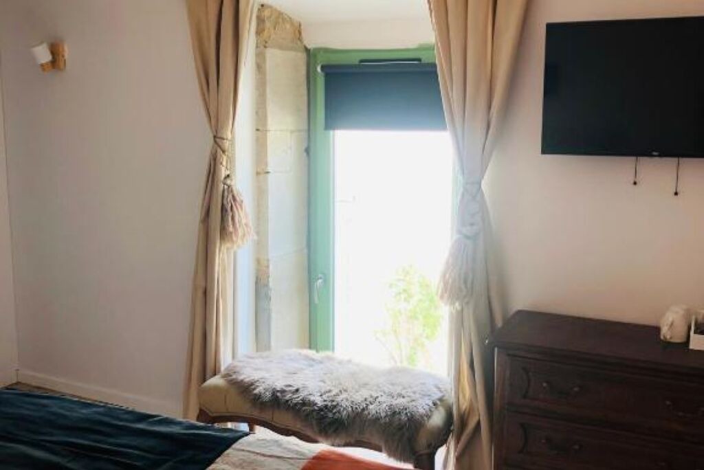 Photo of Bedroom in Meursault