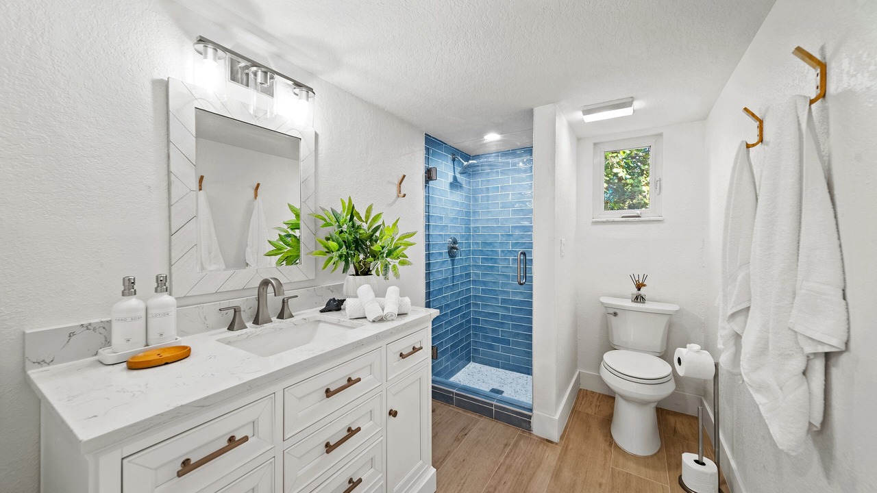 Photo of Bathroom in Bay Isle