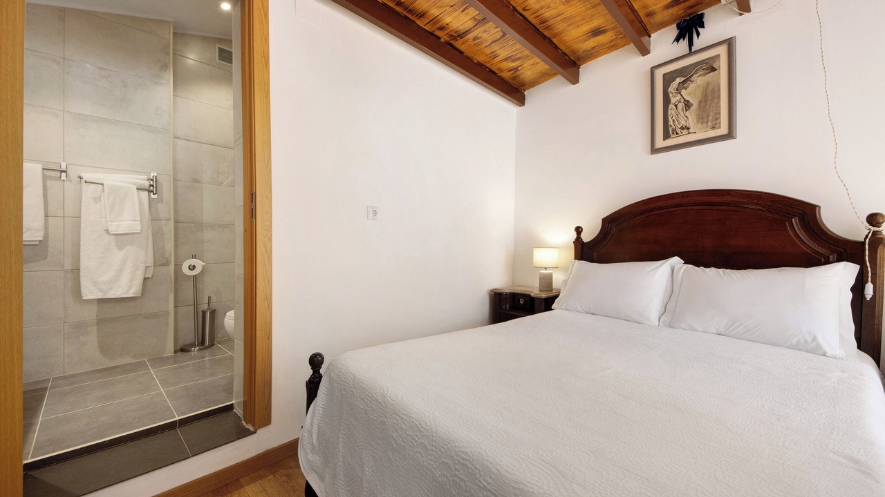 Photo of Bedroom in Provesende