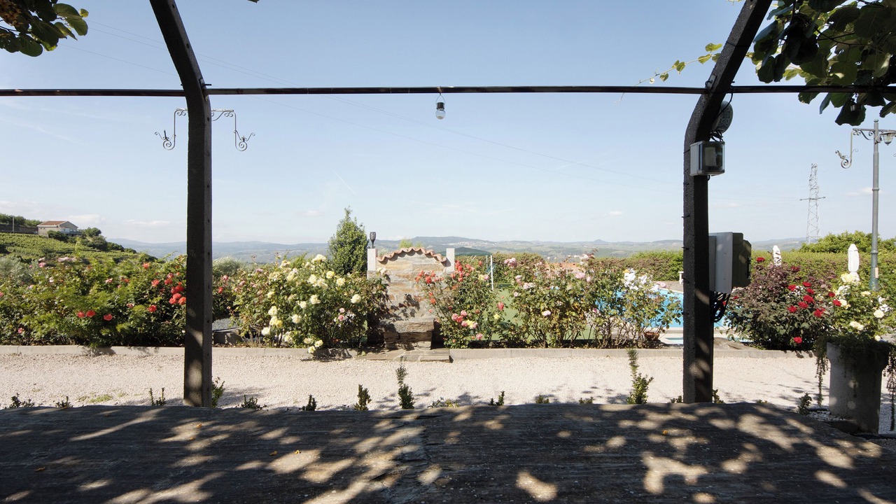Photo of Outdoor in Provesende