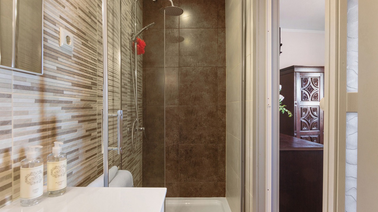 Photo of Bathroom in Provesende