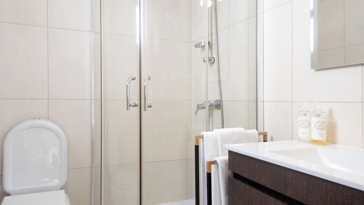 Photo of Bathroom in Provesende