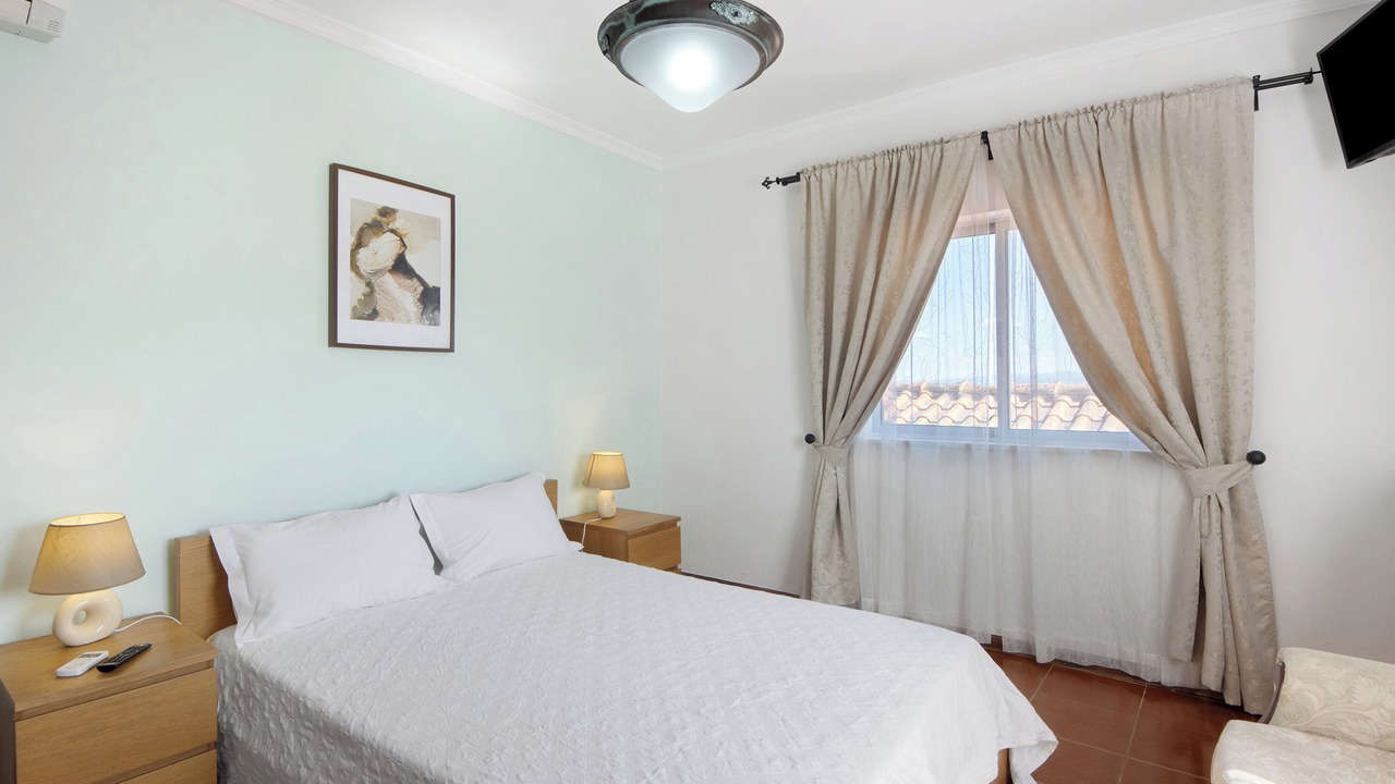 Photo of Bedroom in Provesende