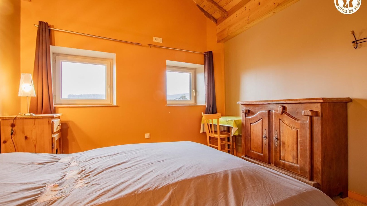 Photo of Bedroom in Matour