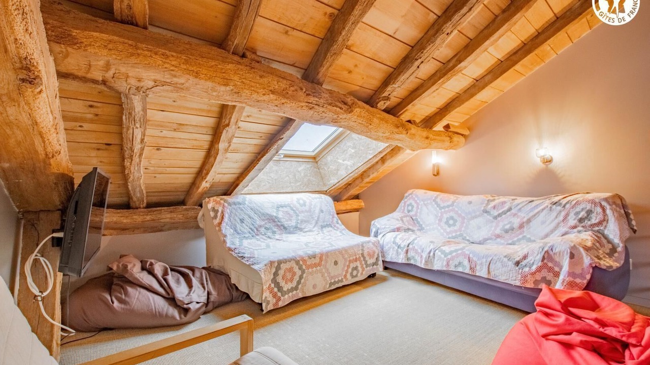 Photo of Bedroom in Matour
