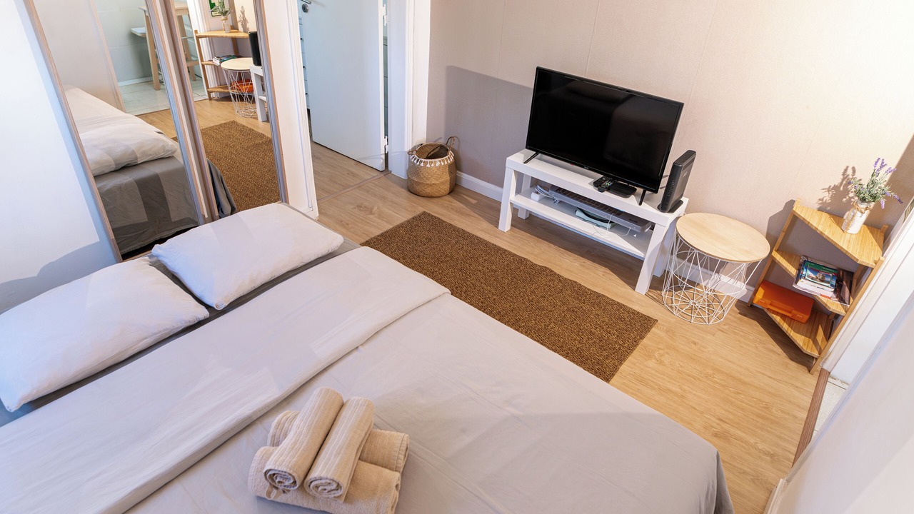 Photo of Bedroom in Linda-a-Velha