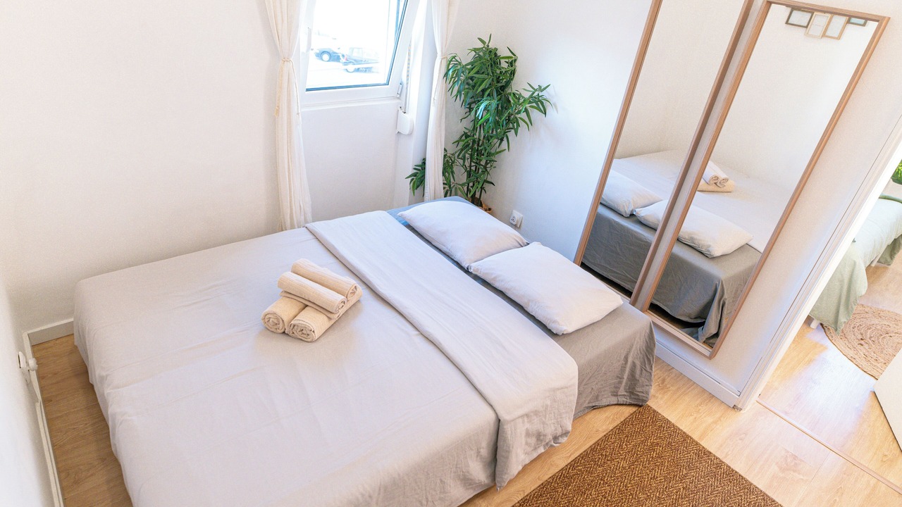 Photo of Bedroom in Linda-a-Velha