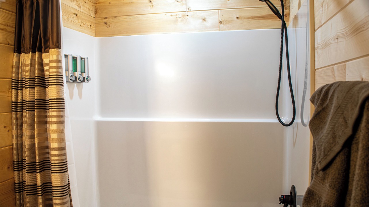 Photo of Bathroom in Simpson