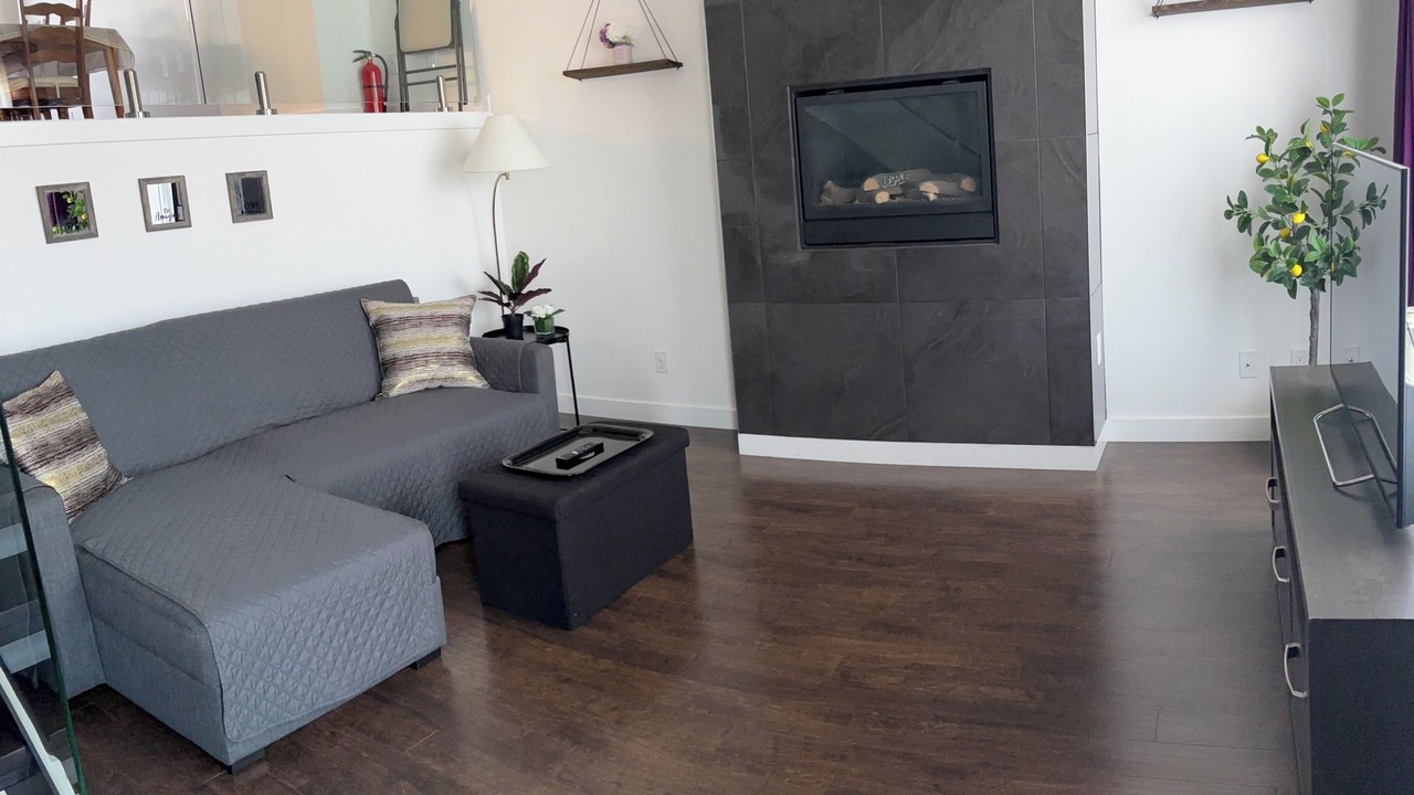 Photo of Livingroom in Airdrie