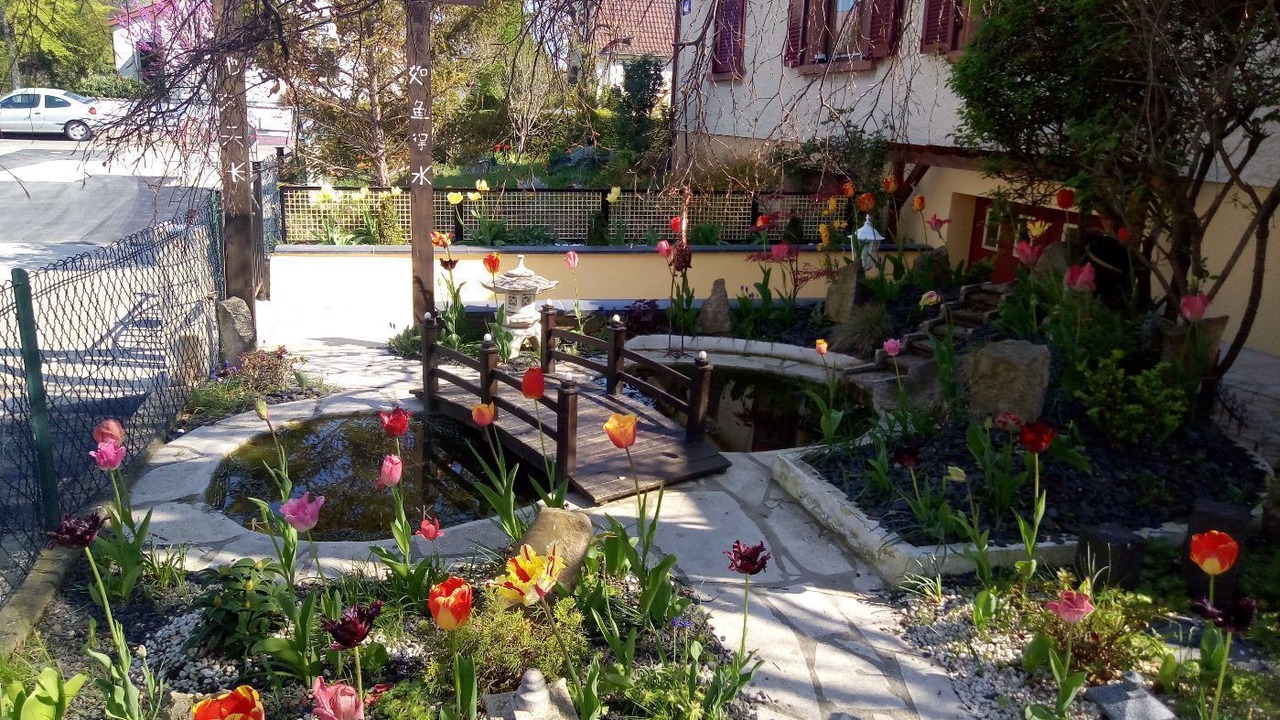 Photo of Outdoor in Quartier Saint-Leon