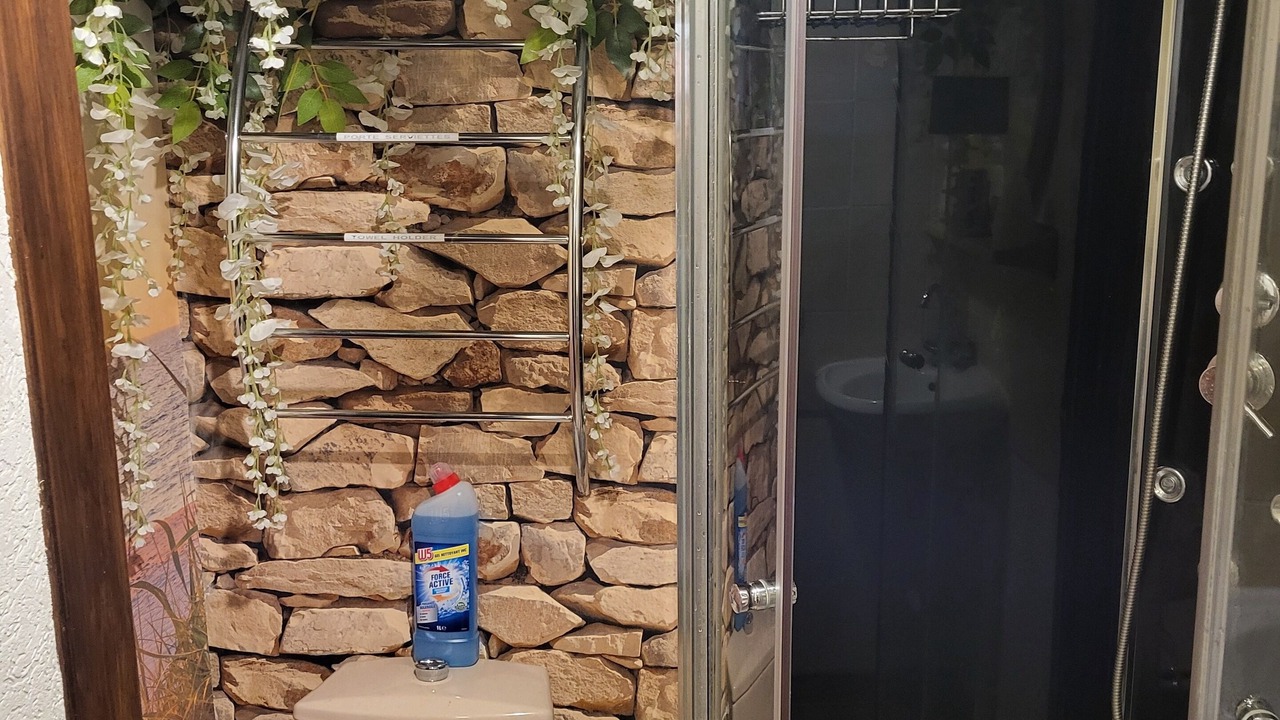 Photo of Bathroom in Quartier Saint-Leon