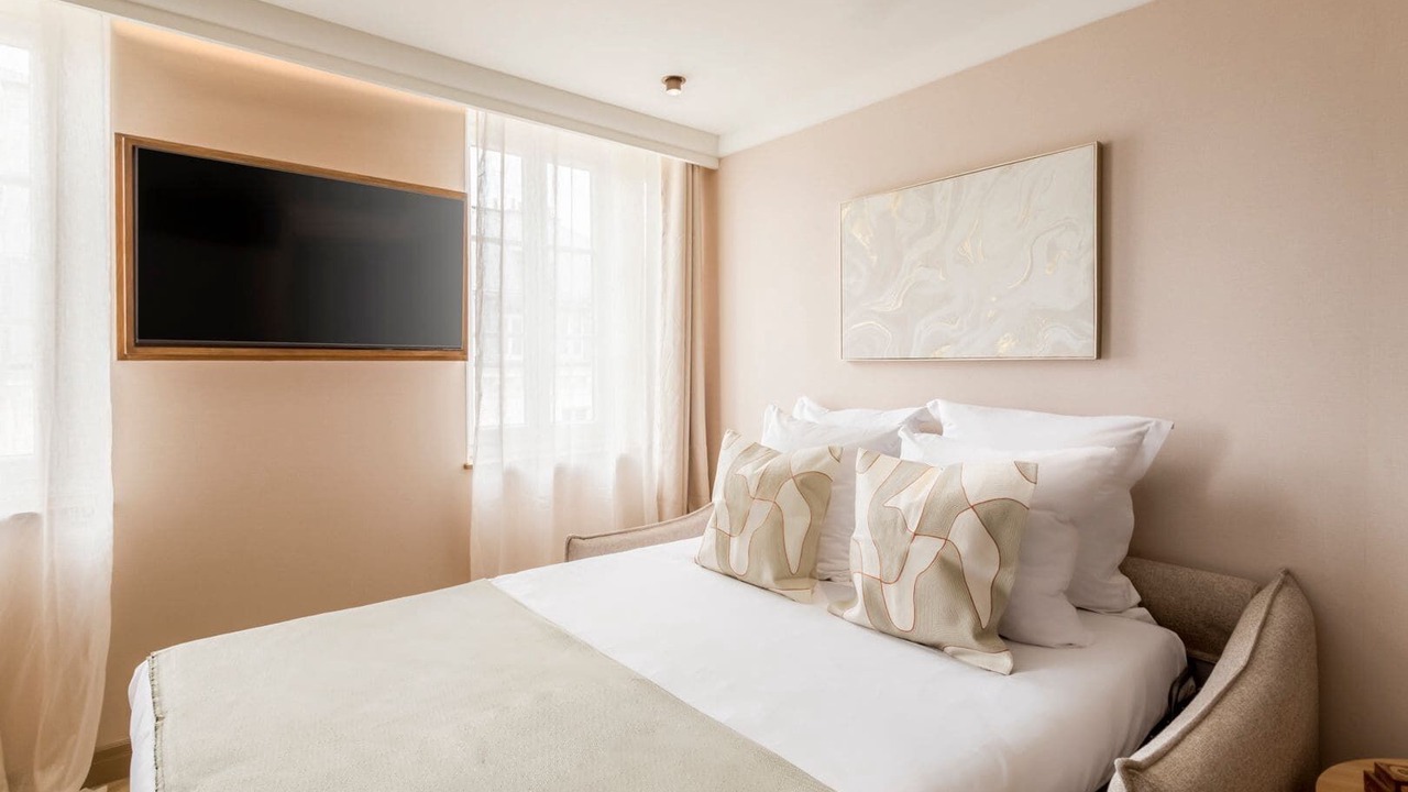 Photo of Bedroom in Quartier du Faubourg-Montmartre
