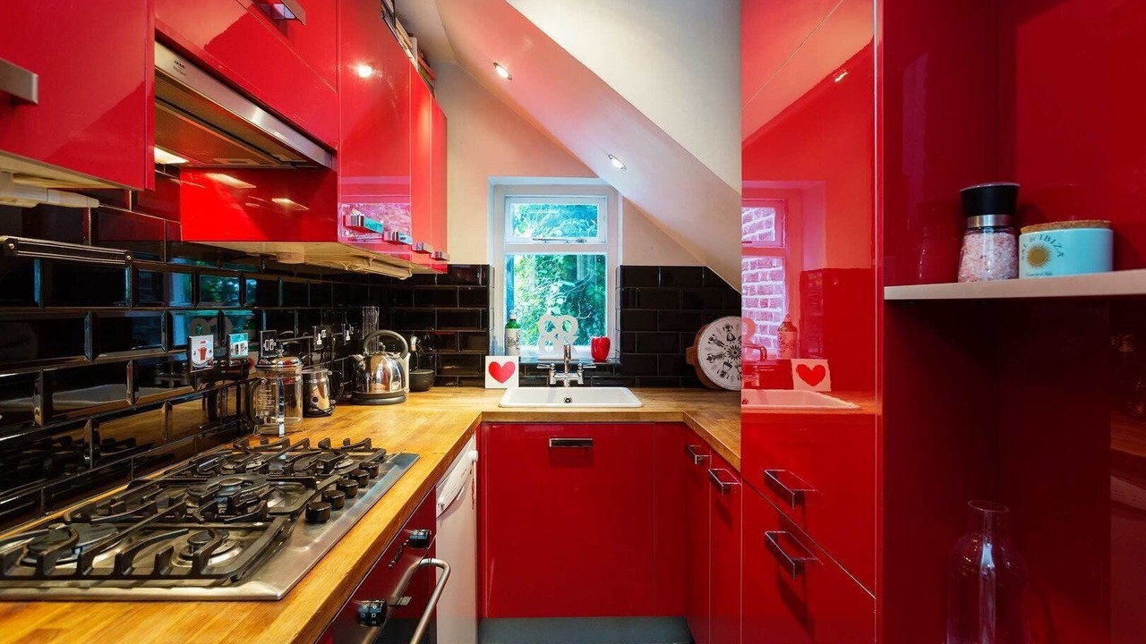 Photo of Kitchen in St. Helen's