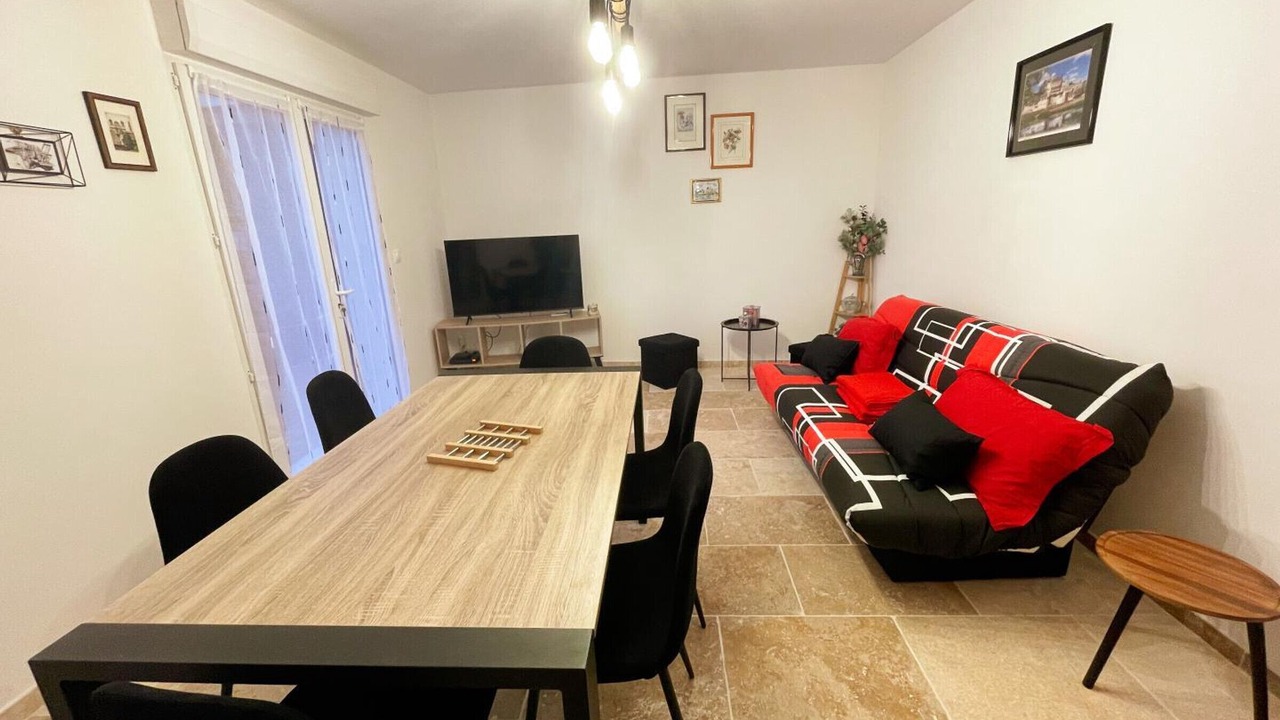 Photo of Livingroom in Sublaines