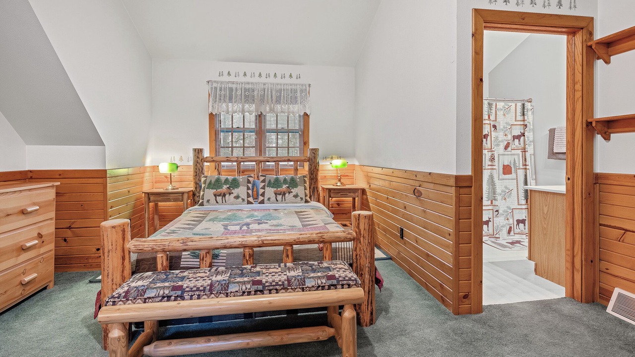 Photo of Bedroom in Lake Wazeecha