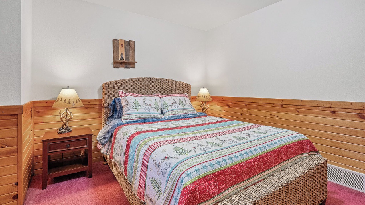 Photo of Bedroom in Lake Wazeecha