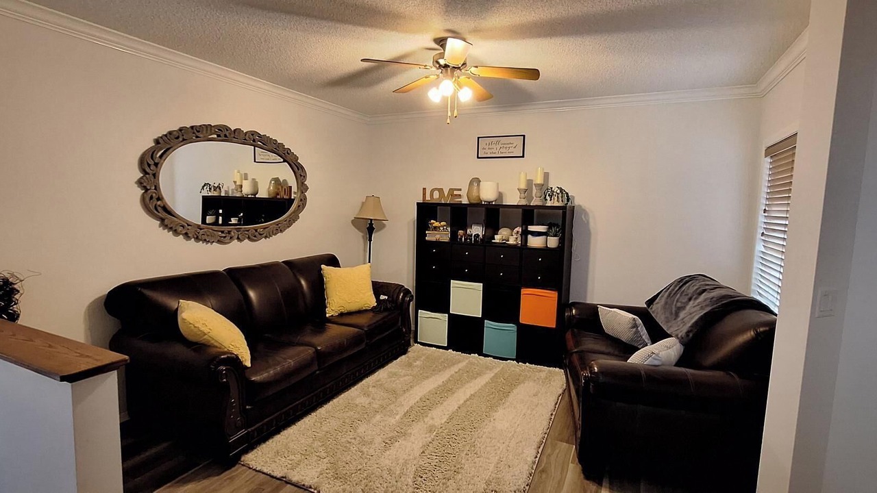 Photo of Livingroom in Royal Oak