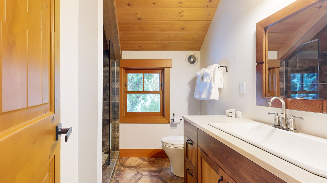 Photo of Bathroom in Snoqualmie Pass