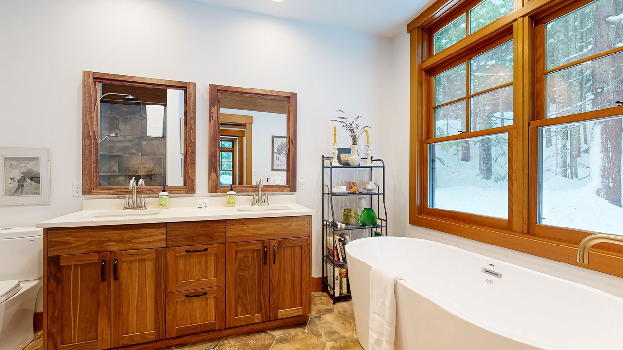 Photo of Bathroom in Snoqualmie Pass