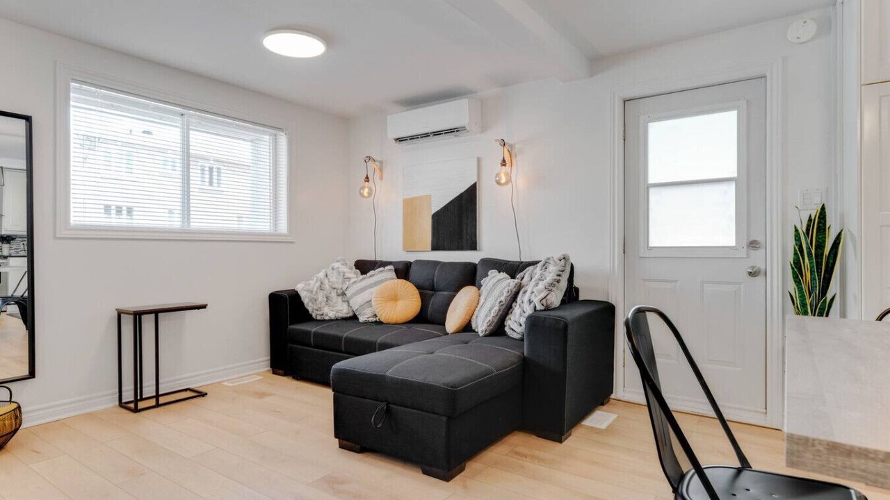 Photo of Livingroom in Hull