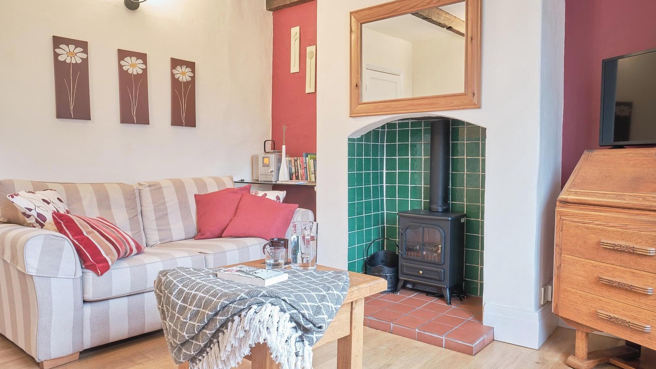 Photo of Livingroom in Youlgreave