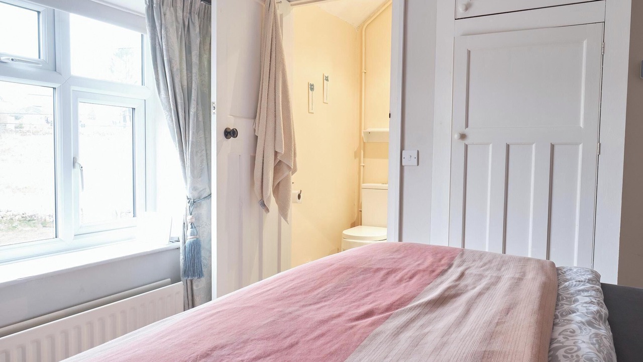 Photo of Bedroom in Youlgreave