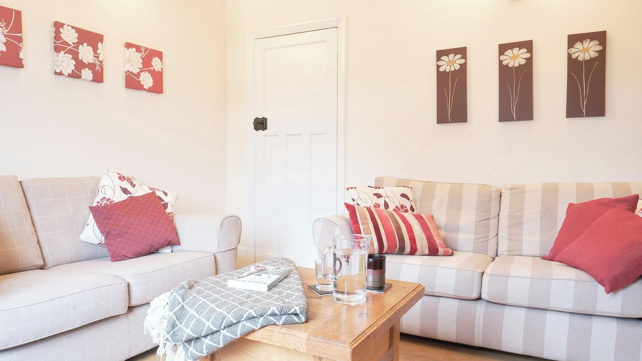 Photo of Livingroom in Youlgreave