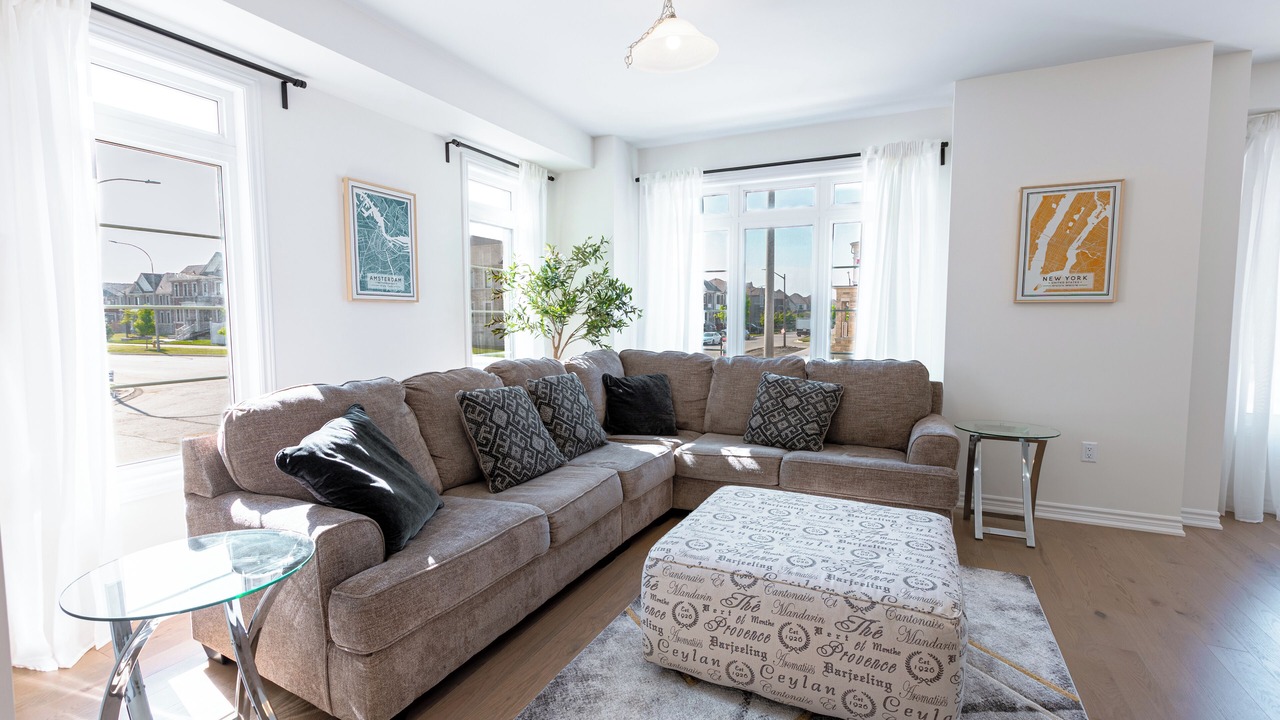 Photo of Livingroom in Whitby