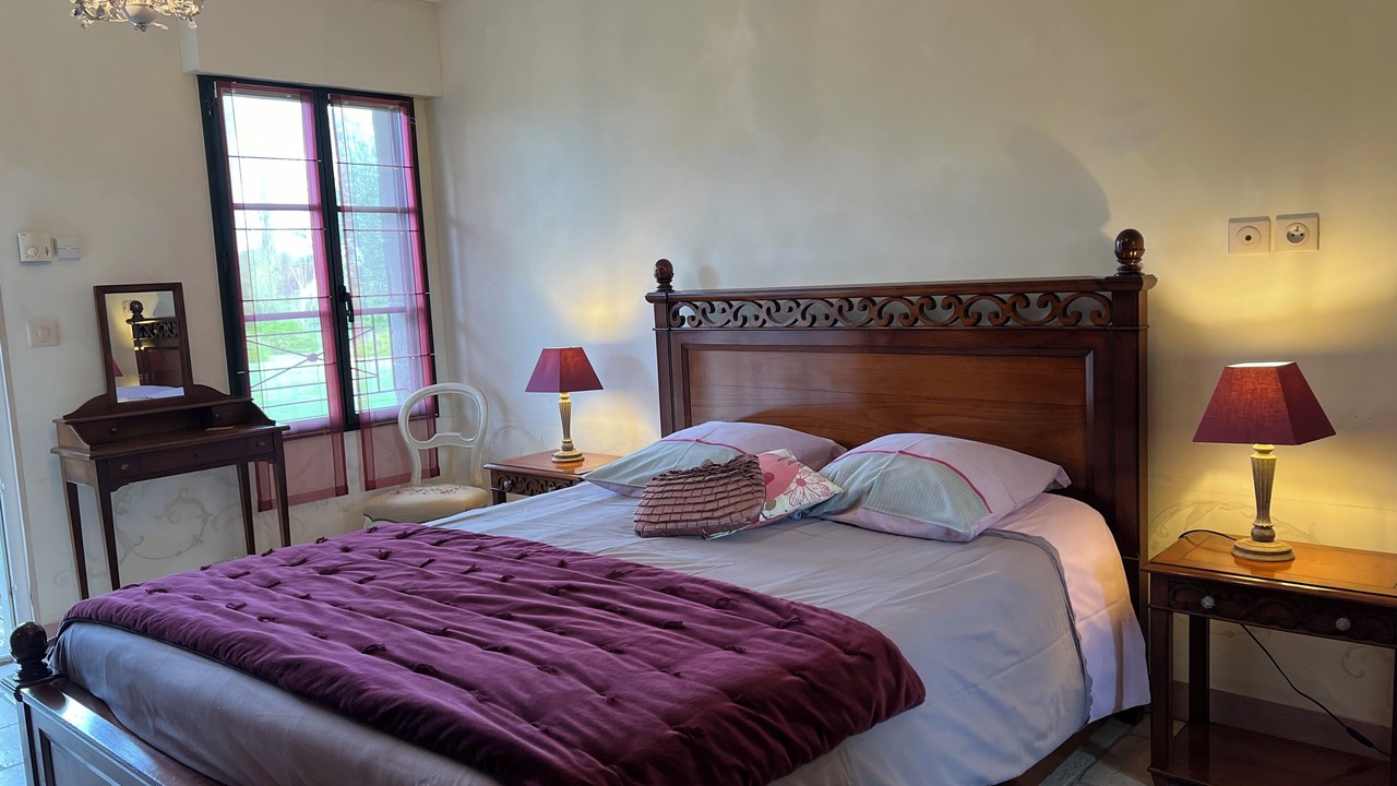 Photo of Bedroom in Fougeres-sur-Bievre
