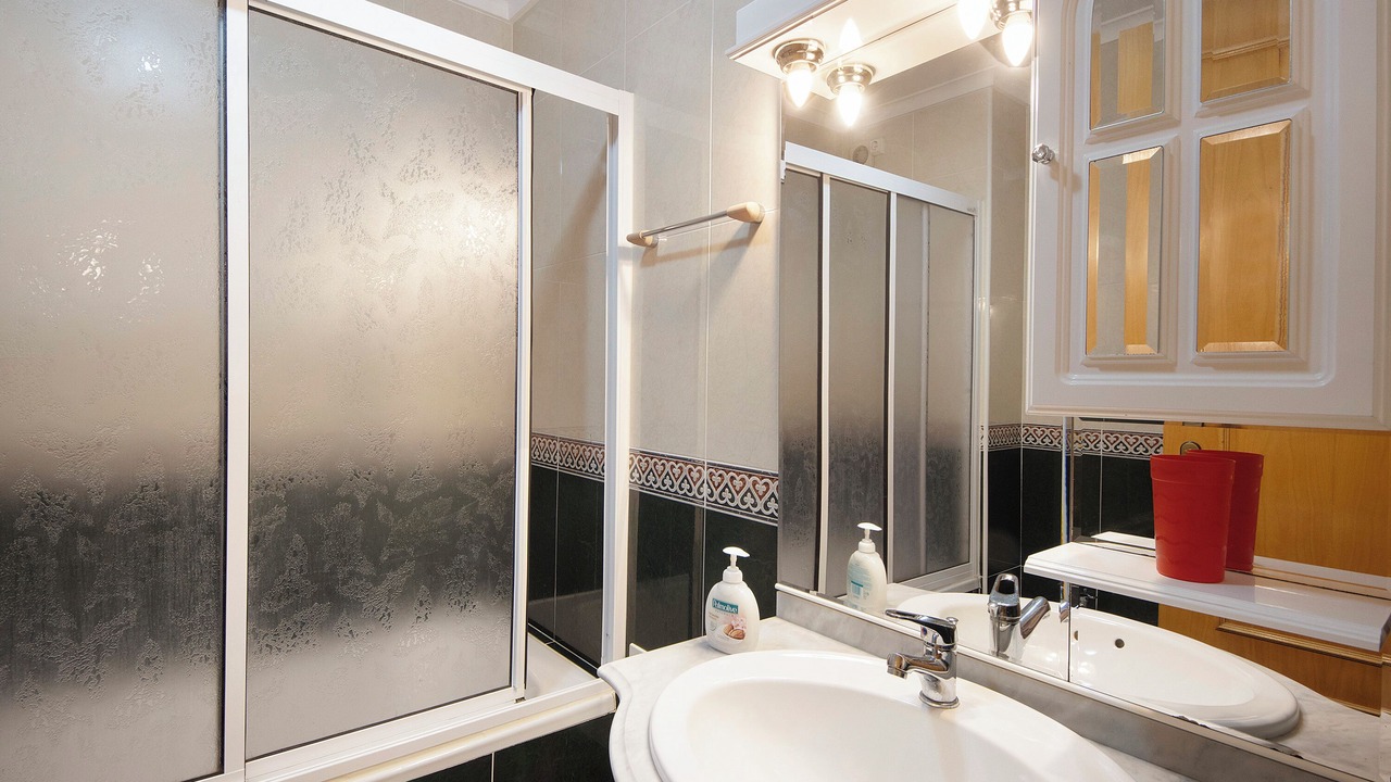 Photo of Bathroom in Torreira