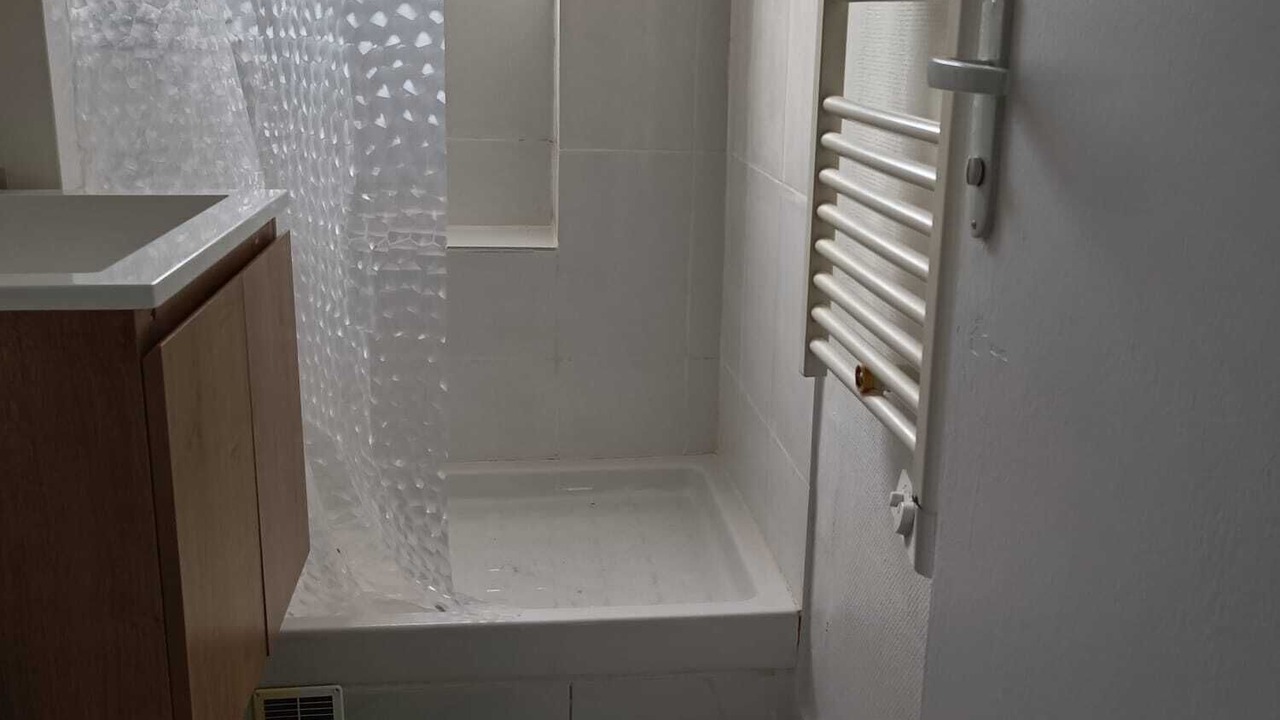Photo of Bathroom in 11th Arrondissement