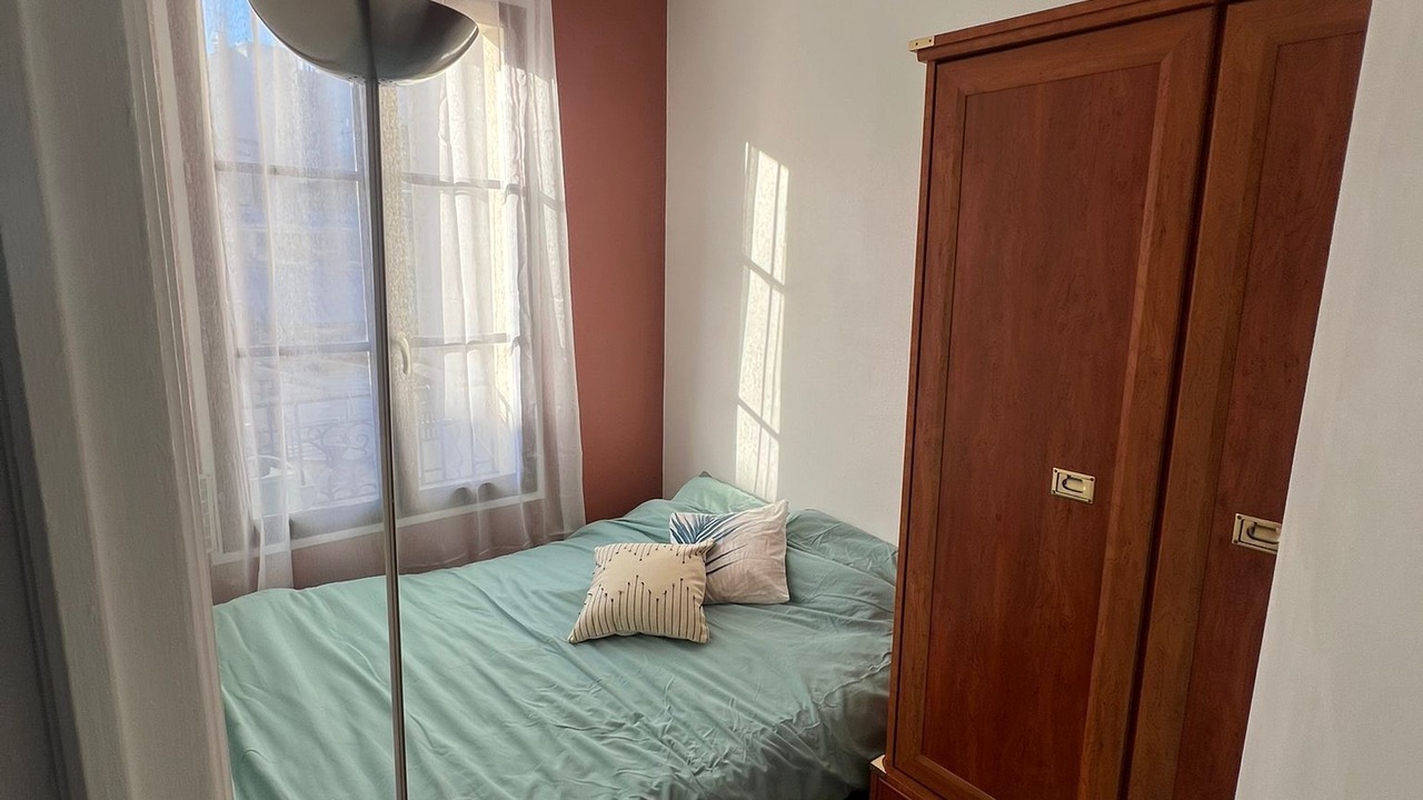 Photo of Bedroom in 11th Arrondissement