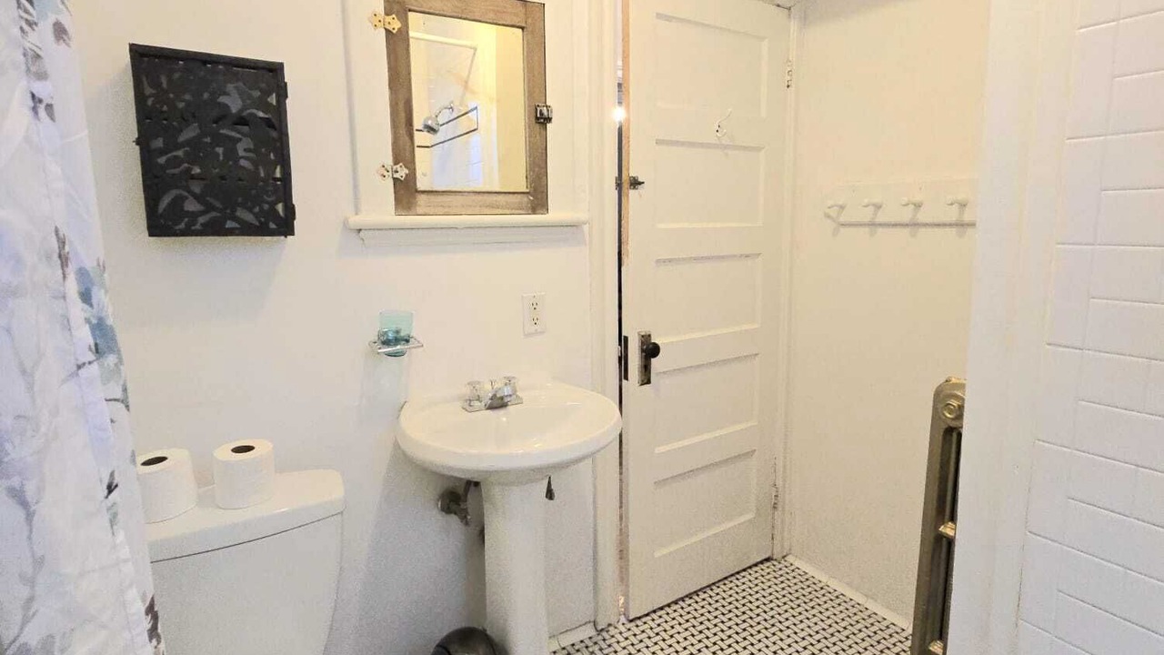 Photo of Bathroom in Glebe