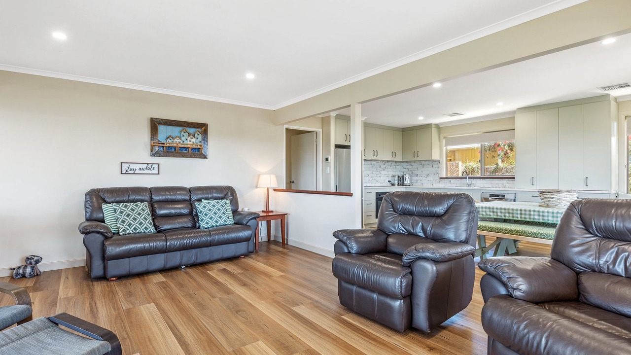 Photo of Livingroom in Preston Beach