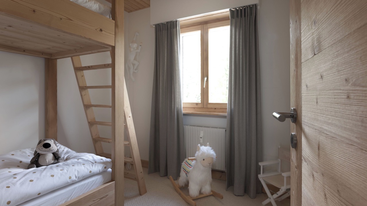 Photo of Bedroom in Lens