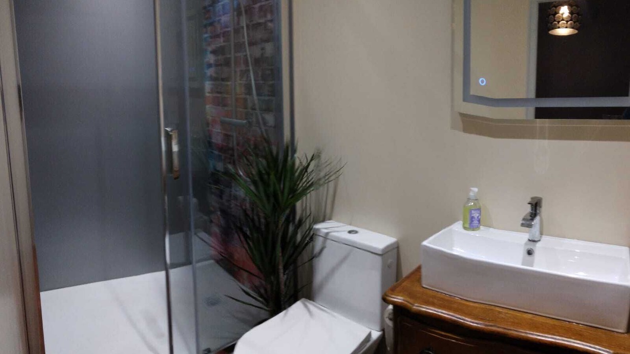 Photo of Bathroom in Capestang