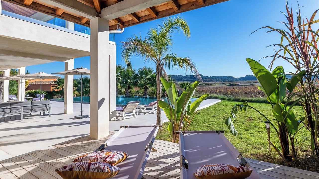 Photo of Patio Balcony in Plaissan