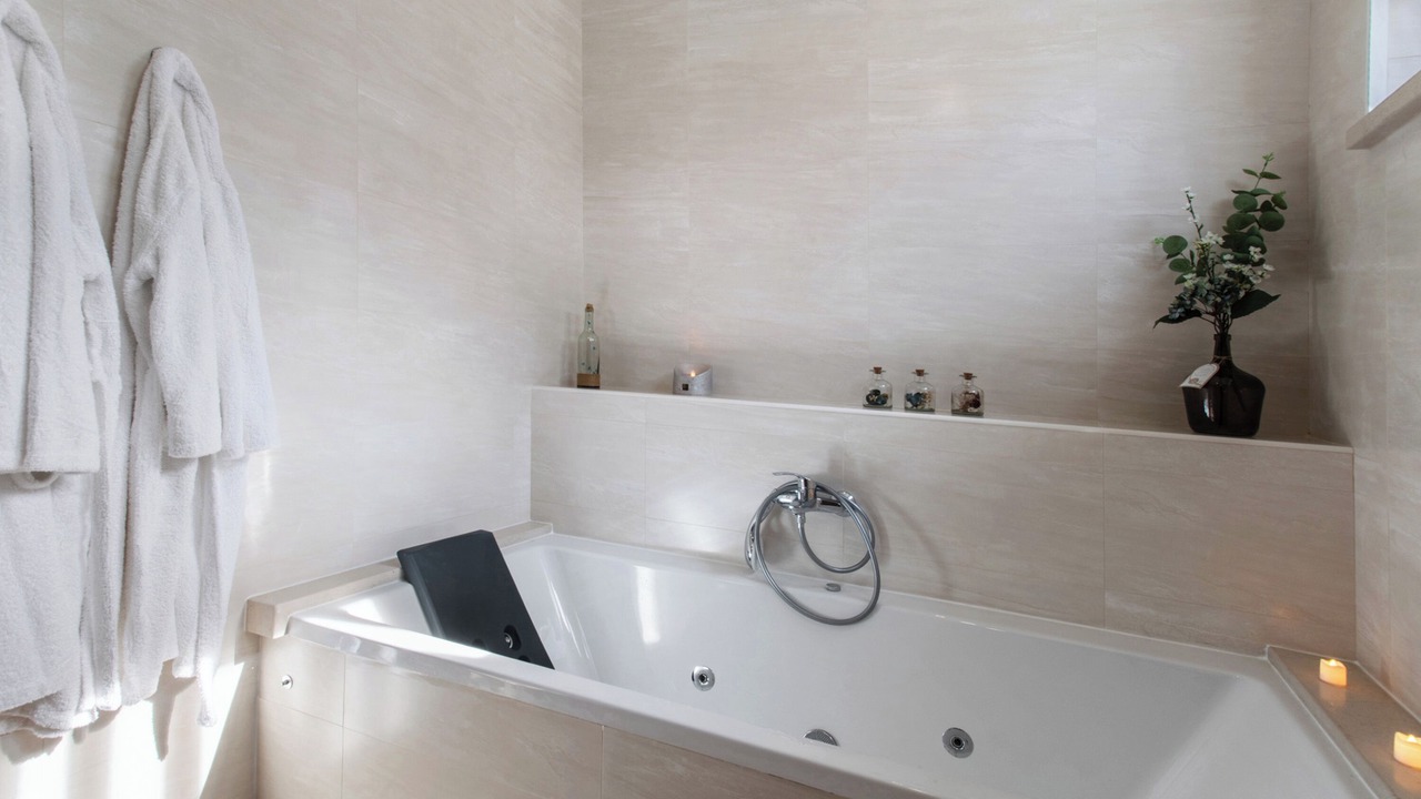 Photo of Bathroom in Famalicao