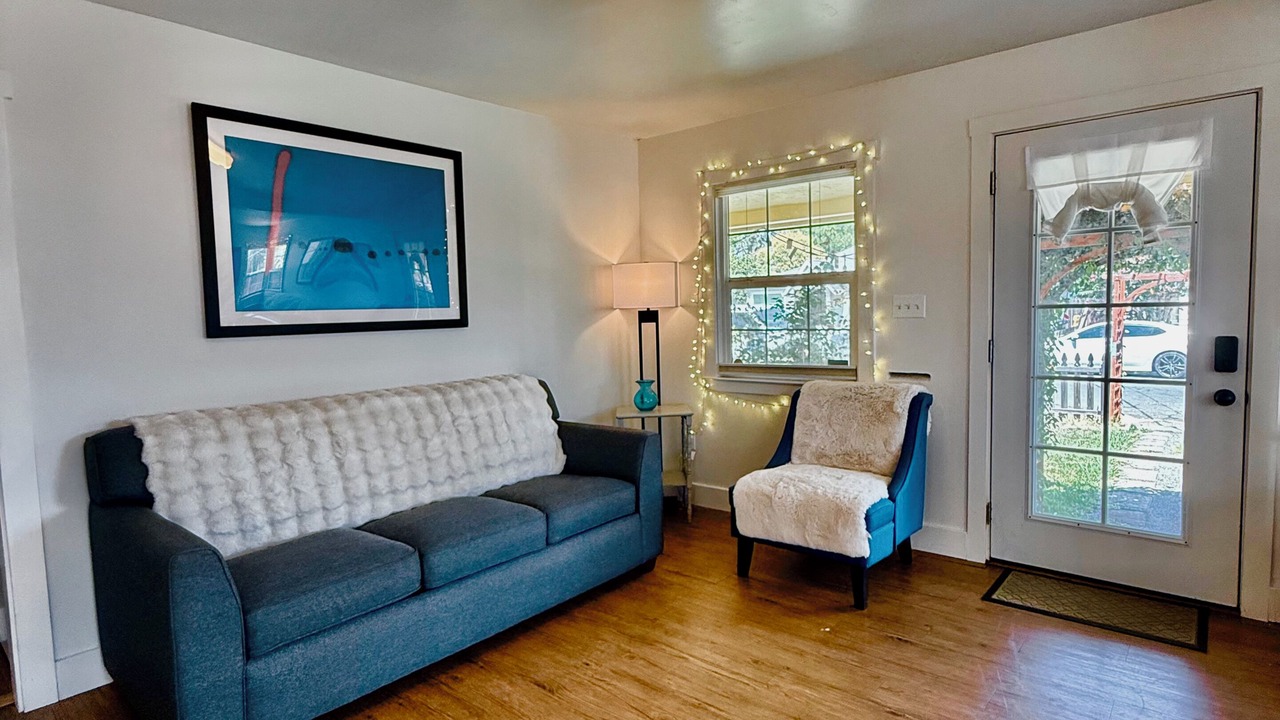 Photo of Livingroom in Southeastern Sacramento