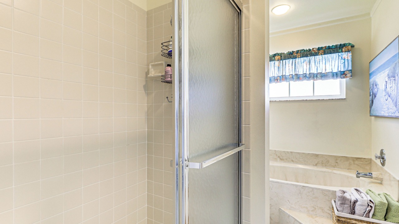 Photo of Bathroom in Plantation
