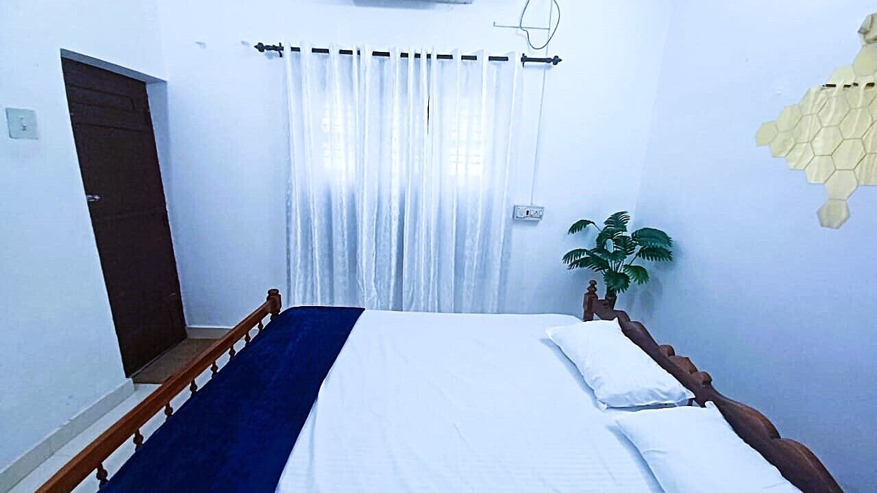 Photo of Bedroom in Alappuzha