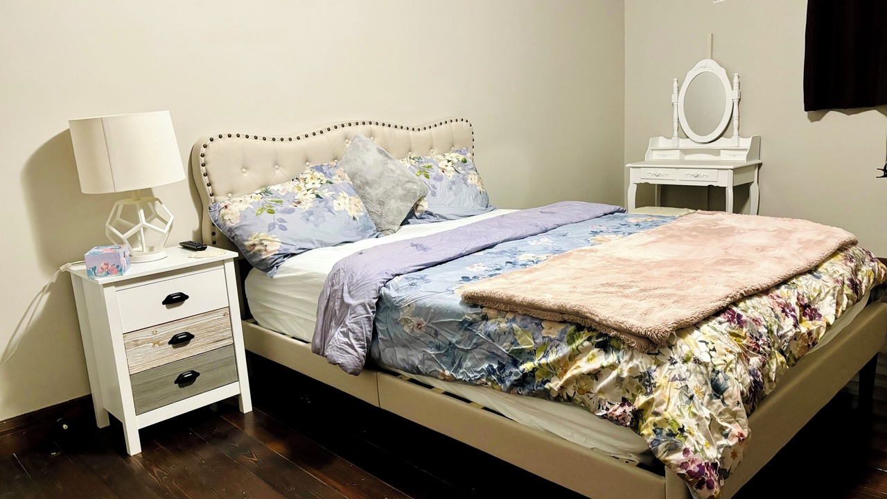 Photo of Bedroom in Champlain