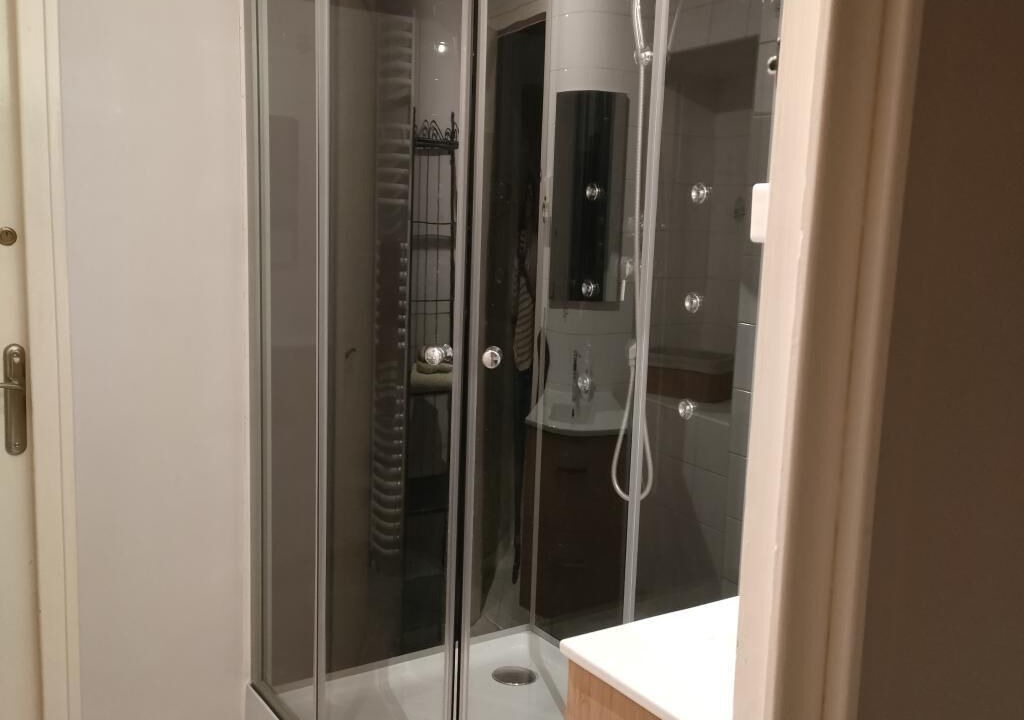 Photo of Bathroom in Beaune