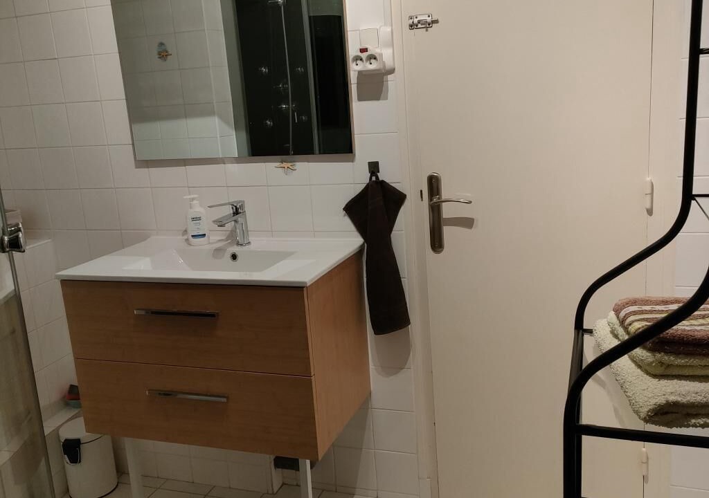 Photo of Bathroom in Beaune